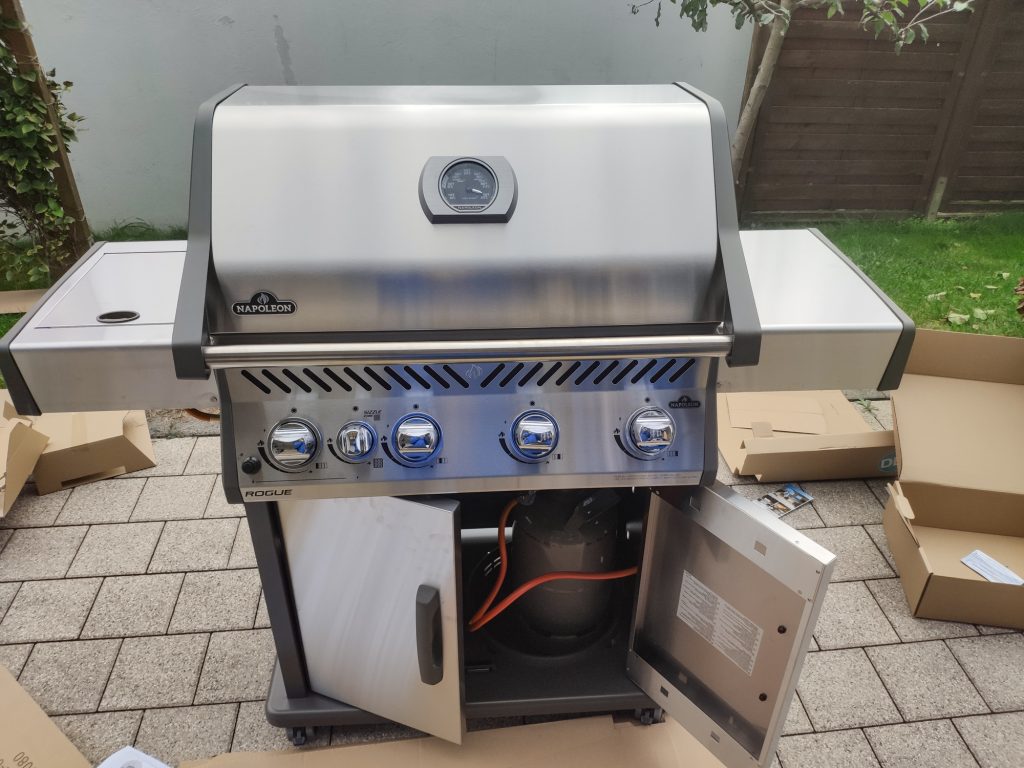 Gasgrill Napoleon Rogue R525SIBPSS