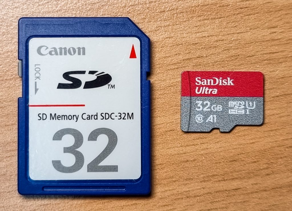SD-Karte 32MB vs. Micro-SD-Karte 32GB