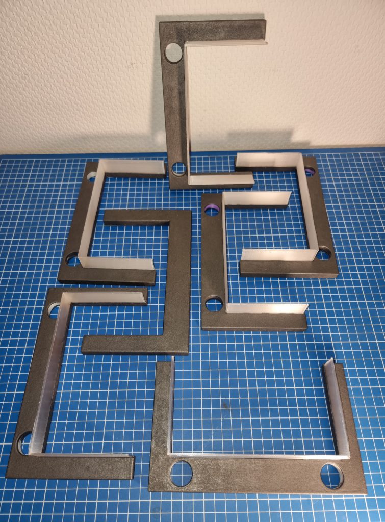 Die 3D-Druck-Teile fertig lackiert und zusammengeklebt.